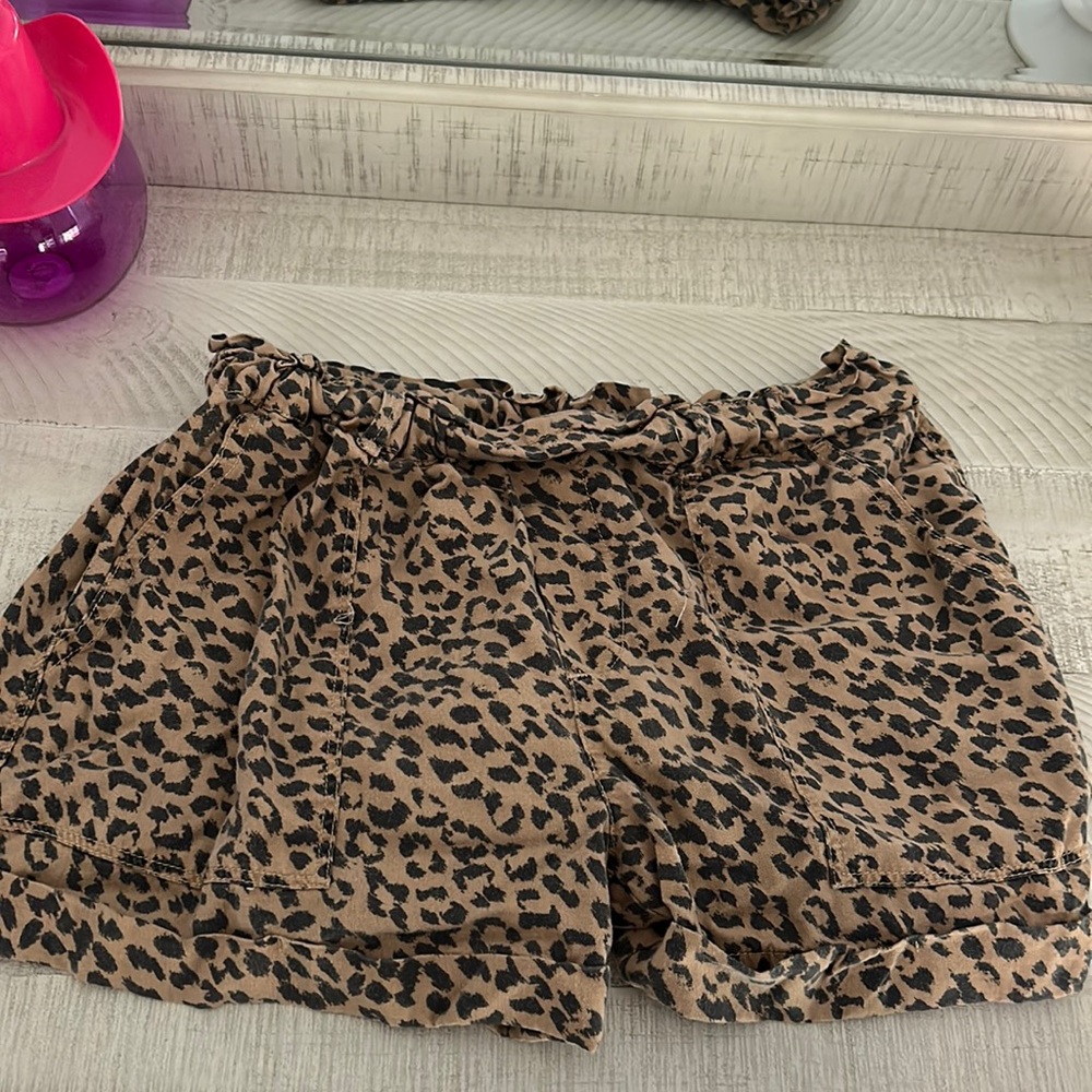 Aerie leopard print cargo shorts